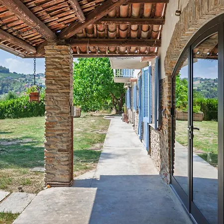 Bricco 6br, Luxury Countryside Retreat