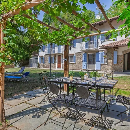Bricco 6br, Luxury Countryside Retreat *