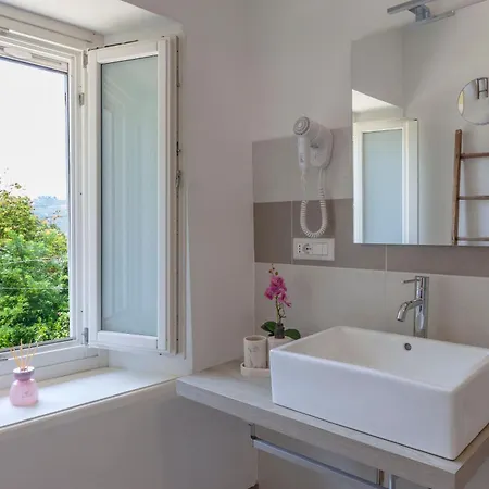 Bricco 6br, Luxury Countryside Retreat *